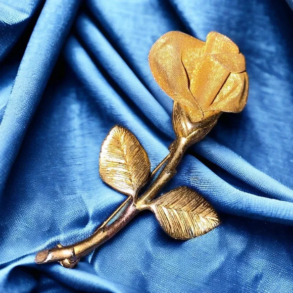 Vintage Anne Klein Rose Flower Mesh Brooch Gold Tone - Picture 3 of 5